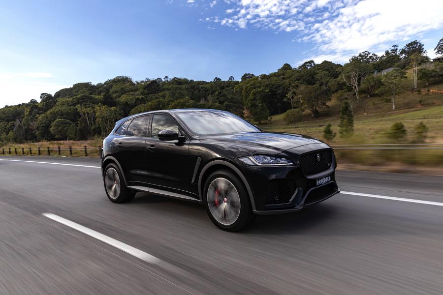  Jaguar F-Pace SVR 2019 года  (AU) (фото 21 из 40)
